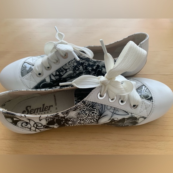 Semler Select - Women’s Shoes - Picture 3 of 5